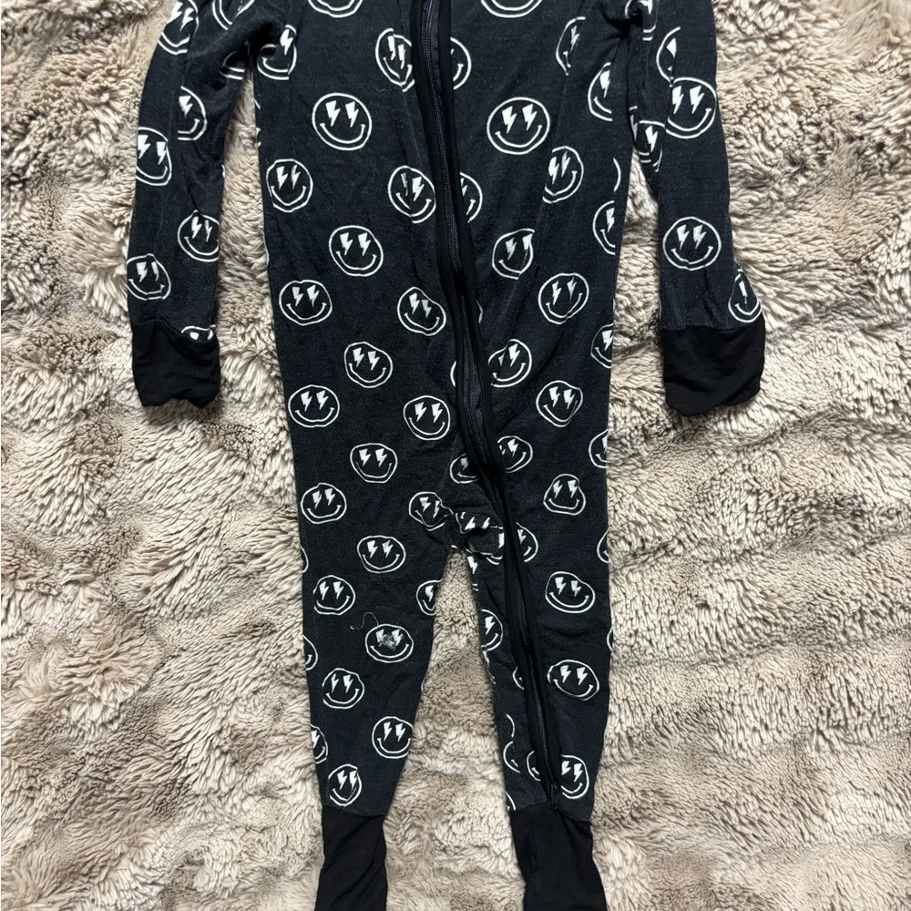 Bamboo Sleeper with retro Smiley Faces 2T
